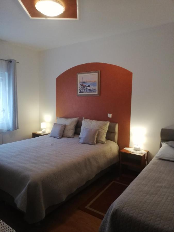 Guest House Surina Rupa Buitenkant foto