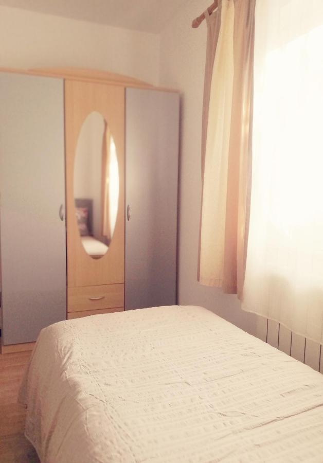Guest House Surina Rupa Buitenkant foto