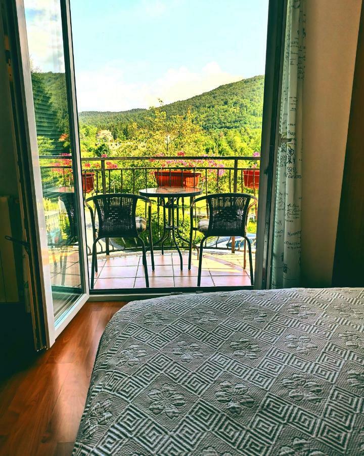 Guest House Surina Rupa Buitenkant foto